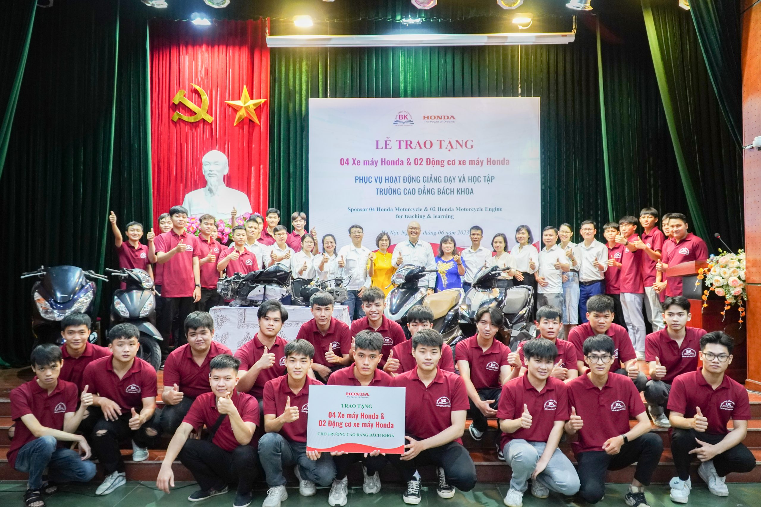 Trường Cao đẳng Bách Khoa tiếp nhận thiết bị do Công ty Honda Việt Nam tài trợ