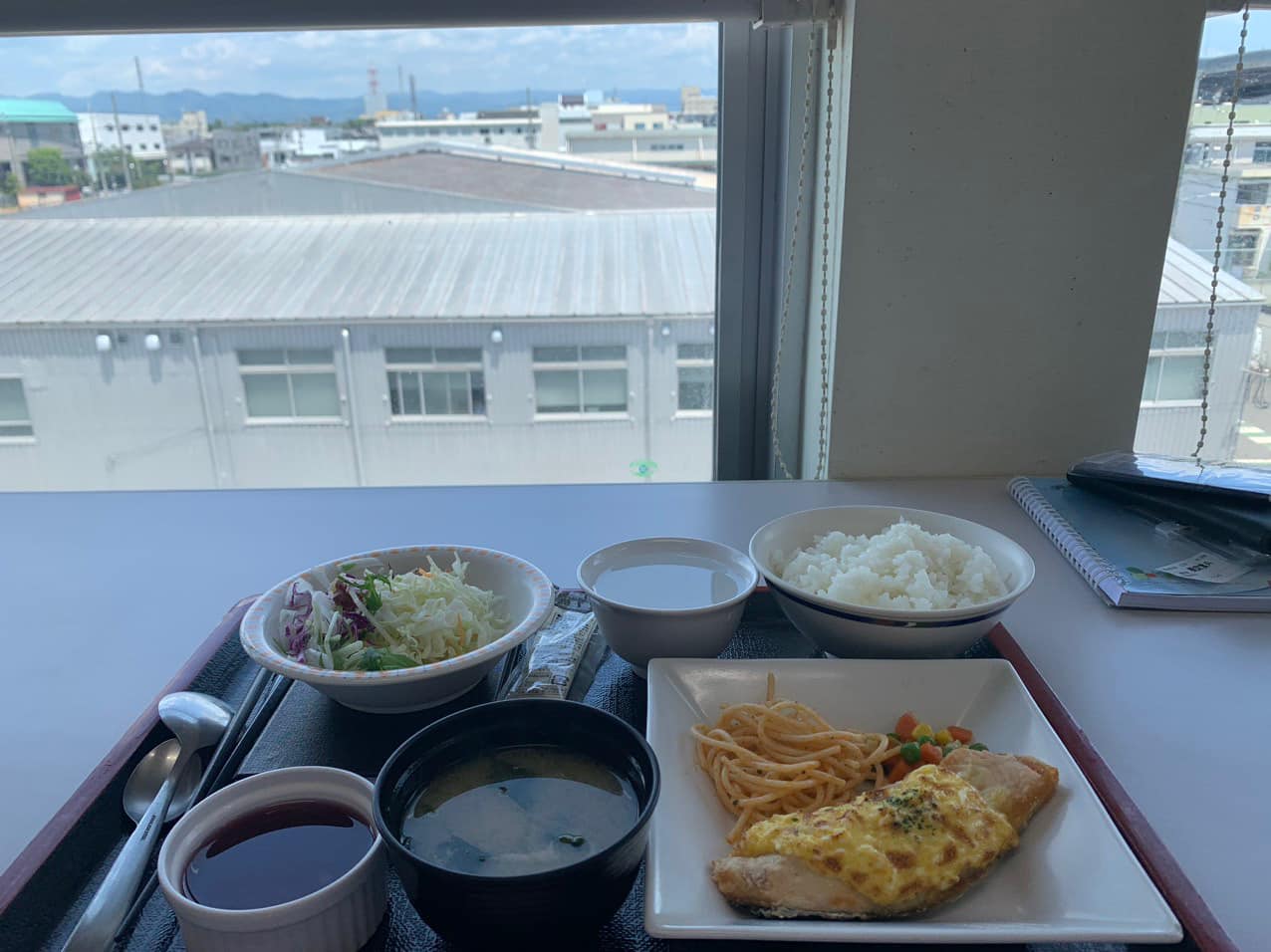 Bữa cơm đầu tiên tại Nhật Bản