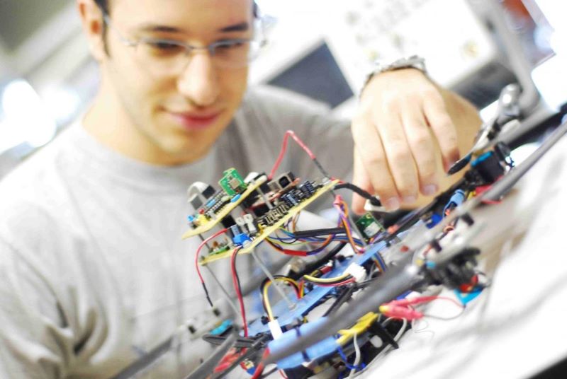 Chương trình đào tạo ngành Công nghệ Kỹ thuật Điện - Điện tử